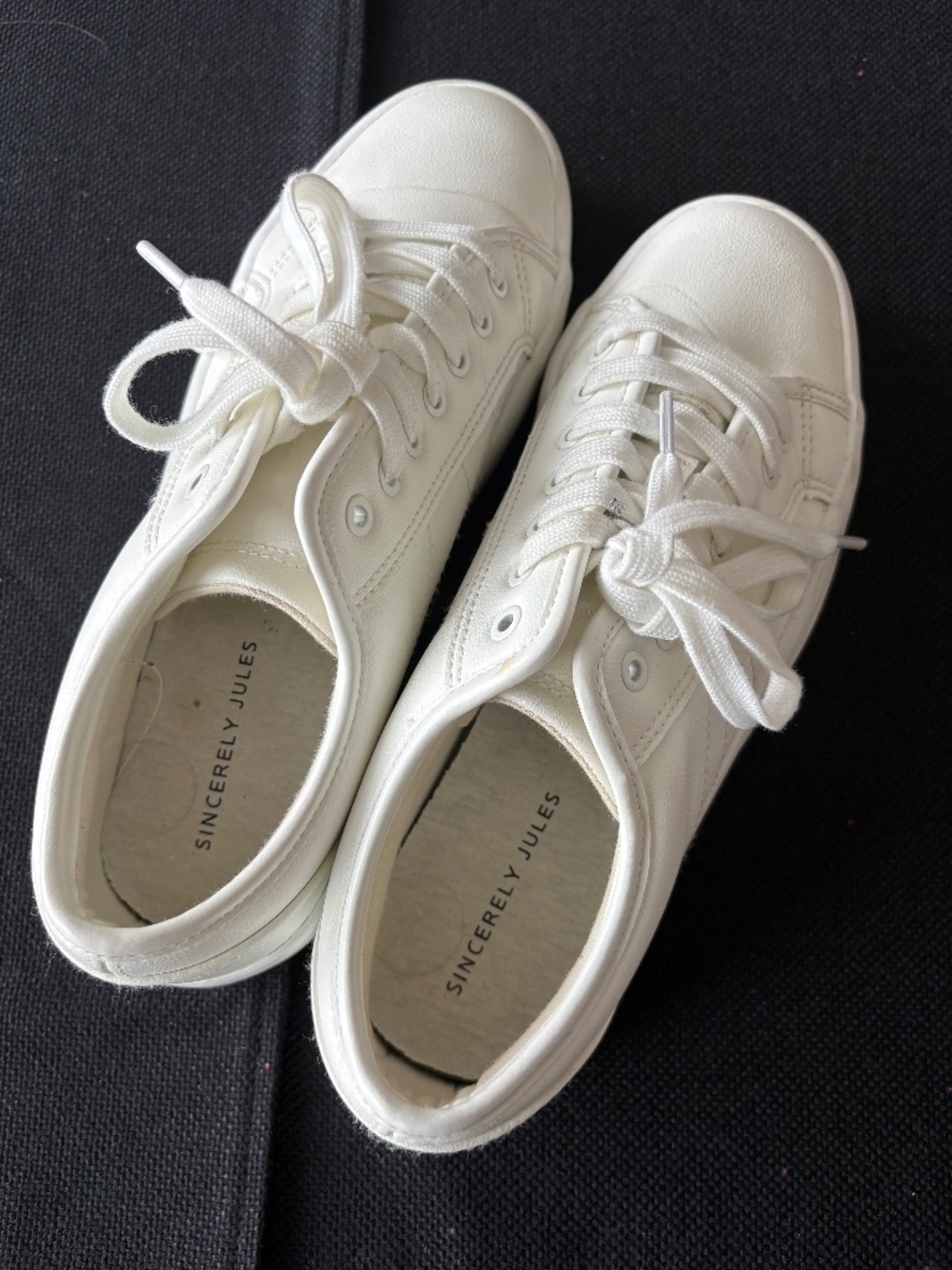 Sincerely Jules White platform sneakers. Size 8